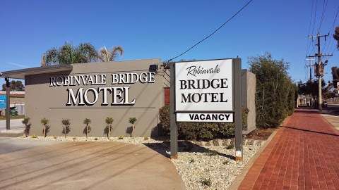 Photo: Robinvale Bridge Motel